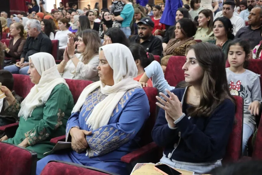 أمسية فنية في كوباني دعماً للغة الكردية