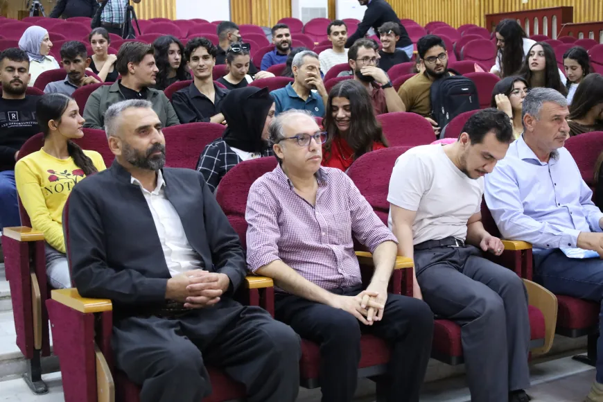 ورشة عمل في قامشلو تناقش واقع اللغة الكردية وتحدياتها وآفاق مستقبلها في سوريا