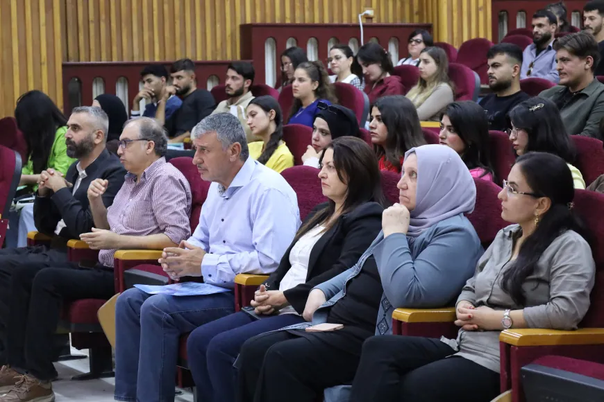 ورشة عمل في قامشلو تناقش واقع اللغة الكردية وتحدياتها وآفاق مستقبلها في سوريا