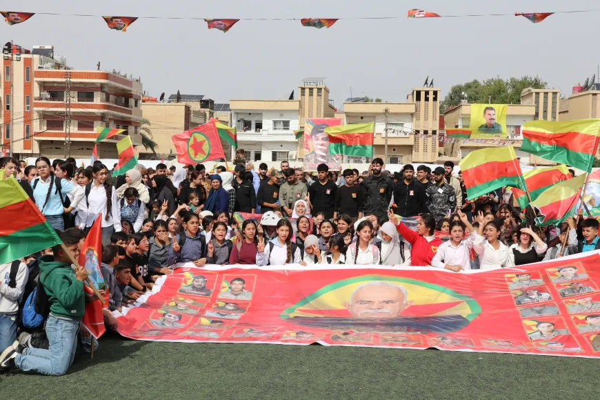 بالصور والفيديو.. مراسم استذكار 26 شهيداً وشهيدة من حركة حرية كردستان