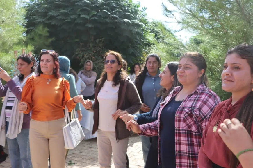مؤتمر ستار يحيي ثقافة الأم والتراث الشعبي في كوباني