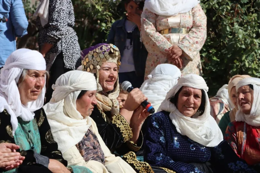 مؤتمر ستار يحيي ثقافة الأم والتراث الشعبي في كوباني