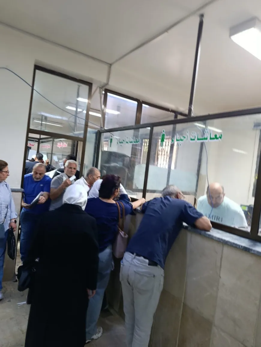 تحديات إدارية ومعيشية تضع مستقبل الخبرات الحكومية في سوريا على المحك