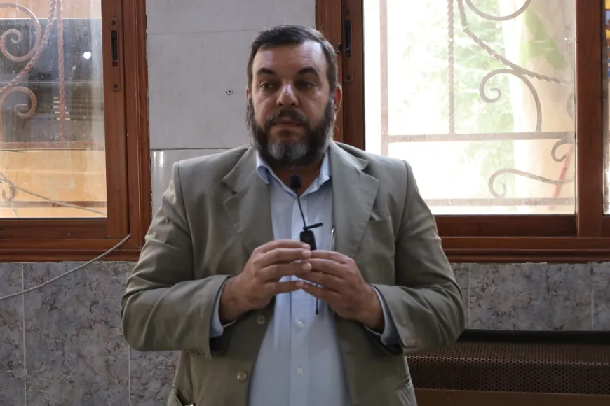 مديرية أوقاف الحسكة تنظم محاضرة حول أدب الاختلاف في قامشلو