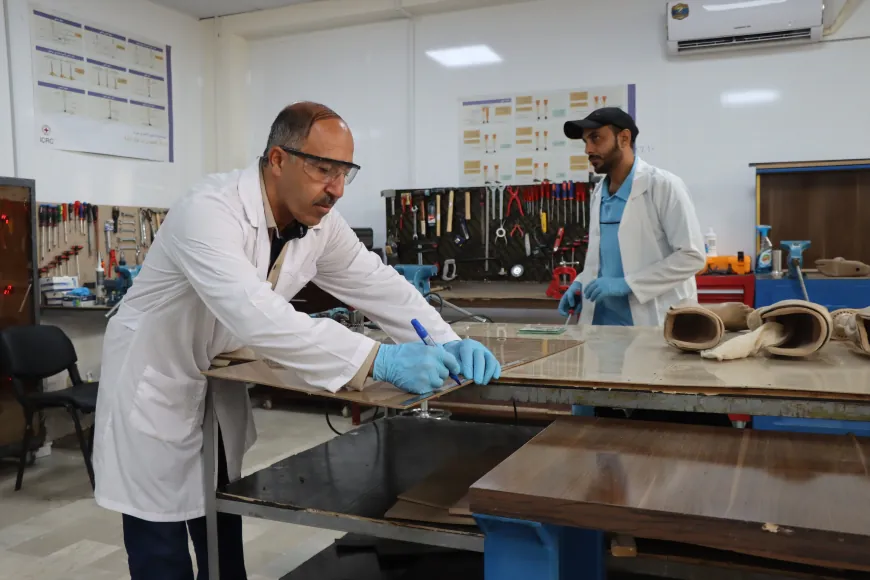 بدعم من الصليب الأحمر.. توسعة قسم الأطراف الصناعية في المشفى الوطني بقامشلو