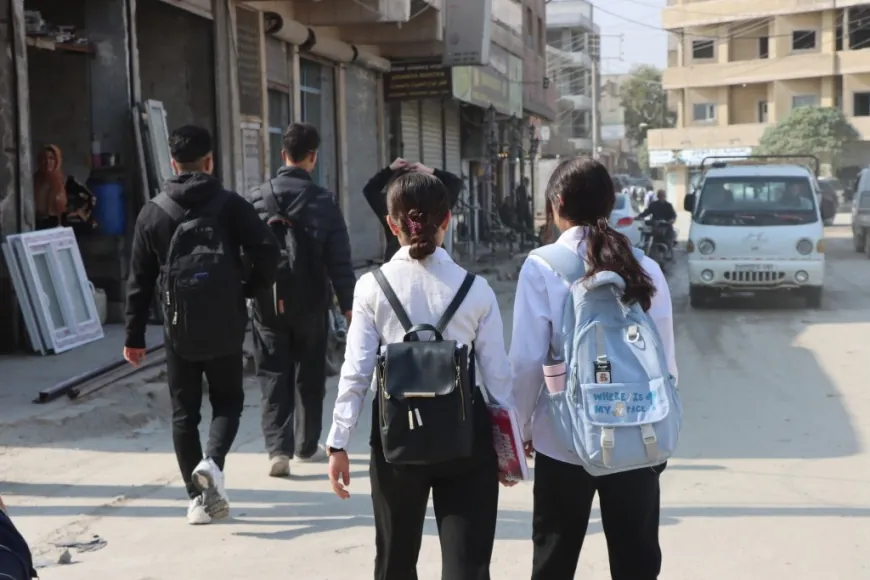 طلاب كوباني: يجب أن تصبح اللغة الكردية لغة رسمية