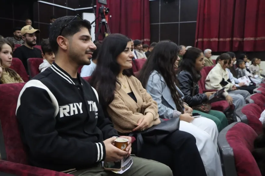 عرضان مسرحيان في اليوم الثاني من مهرجان "آرين جدائل السلام"
