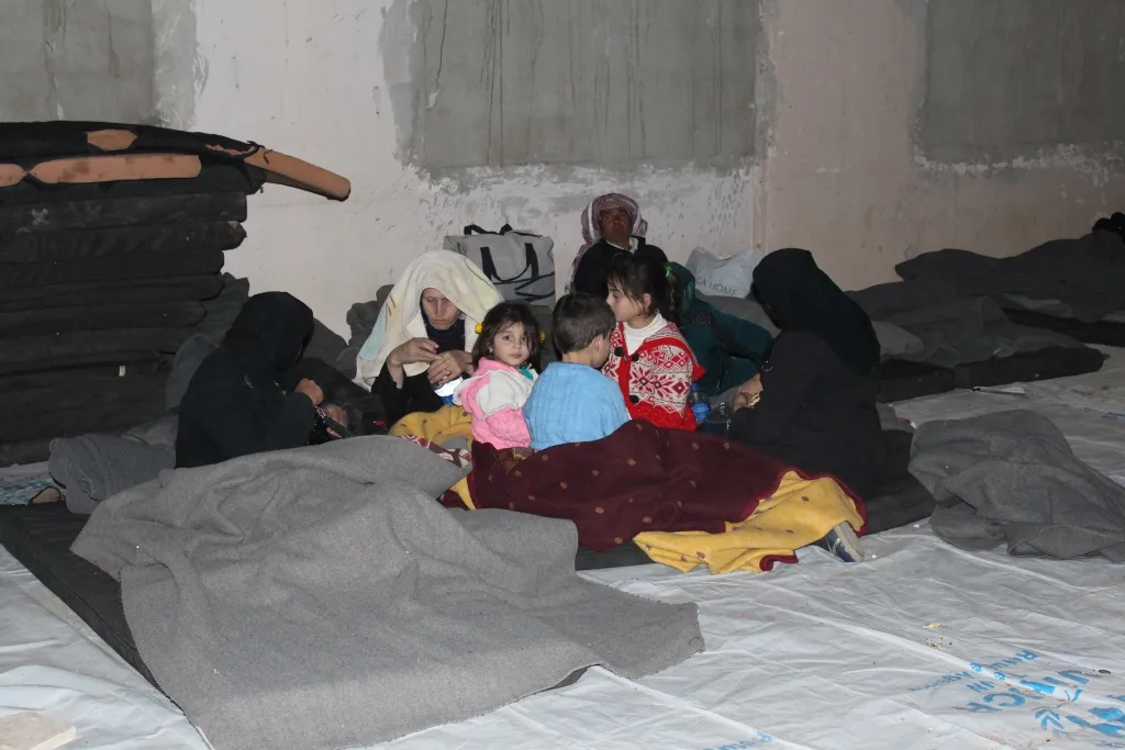  Clashes of gangs forced people to go to Manbij city