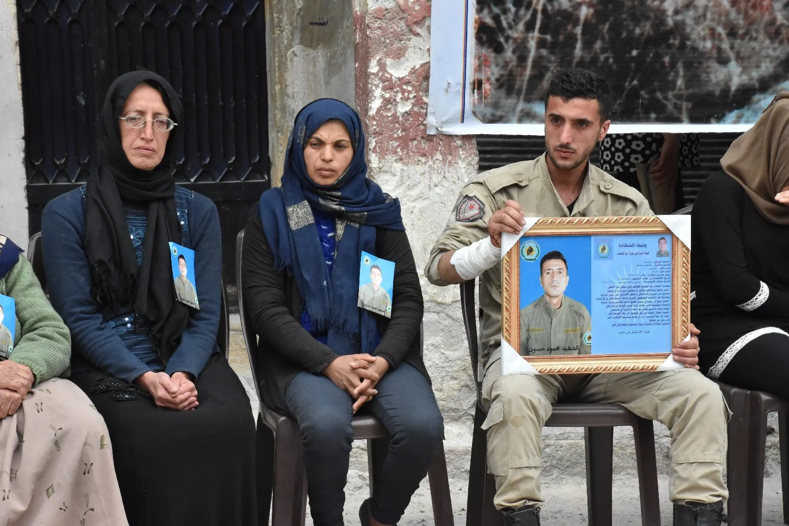 Record of 6 martyrs in memory of Resistance week