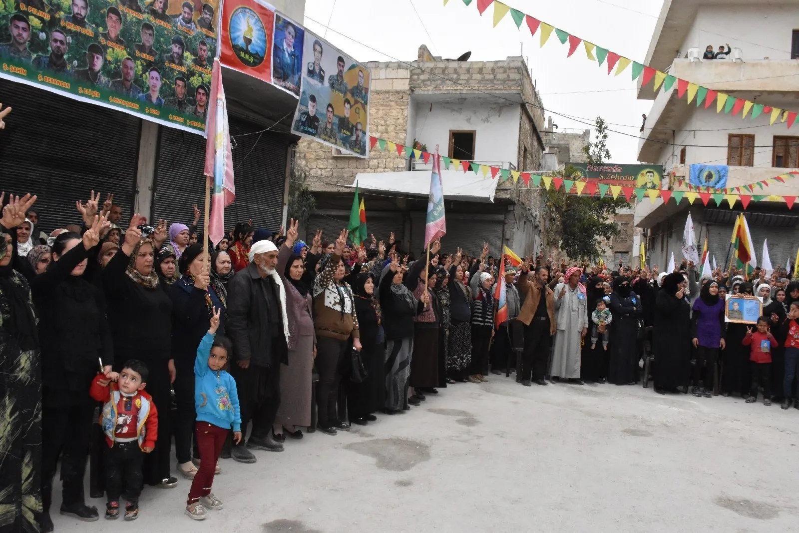 Record of 6 martyrs in memory of Resistance week