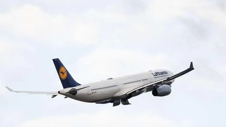 Eurocontrol warns airlines of possible missile strikes against Syria