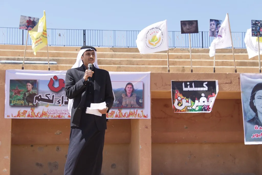 Al-Bukhmis clan in al- Mansoura confirms that it is in single trench with (SDF)
