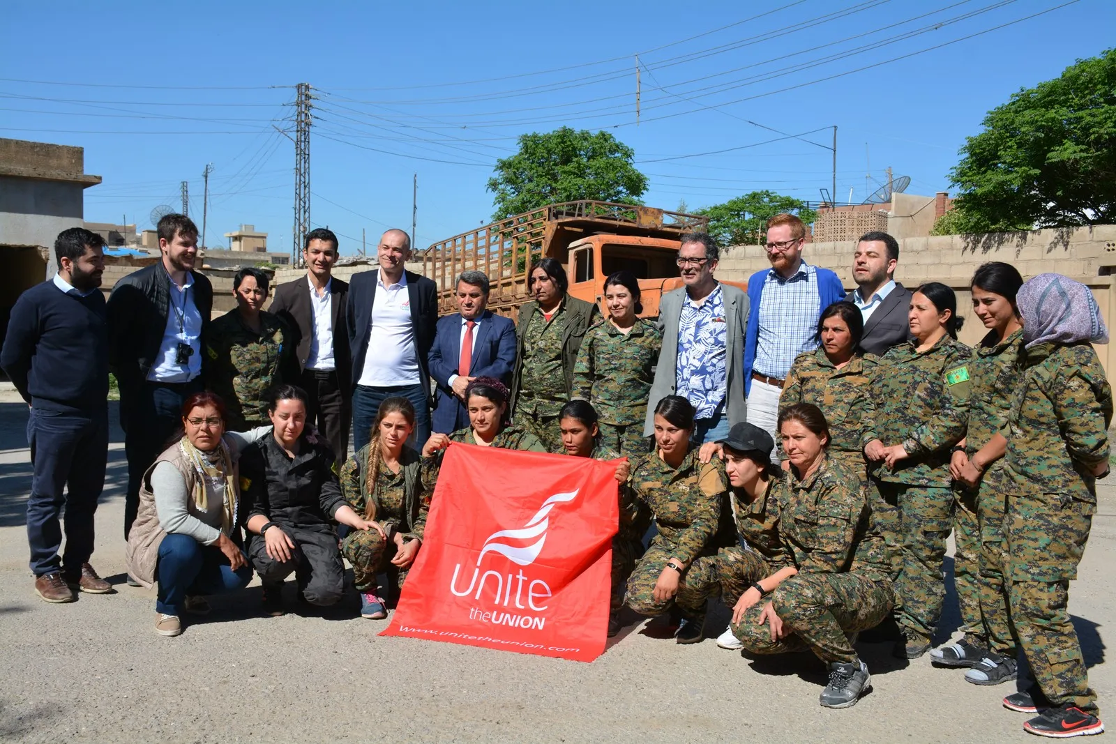 British delegation visited Qamişlo institutions , war wounded