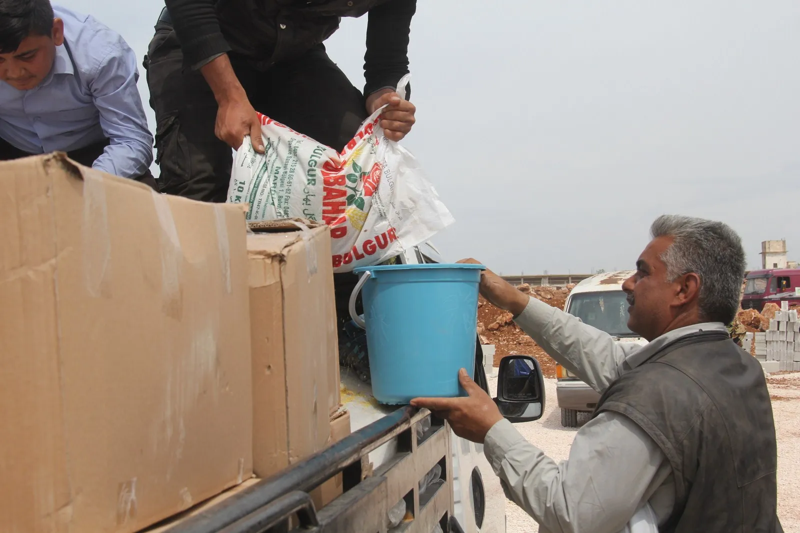 110 relief baskets distributed in Berxwedan camp