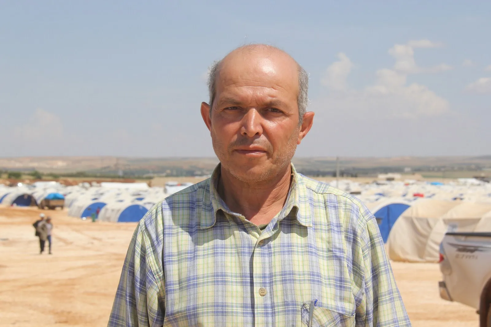 Opening market in Berxwedan camp