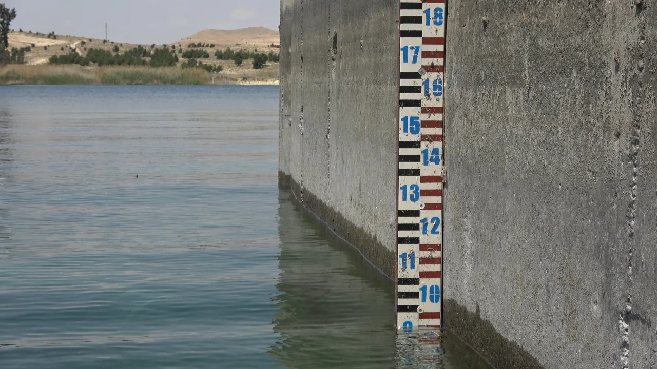 How does Teshrein Dam work under current stage's challenges?!