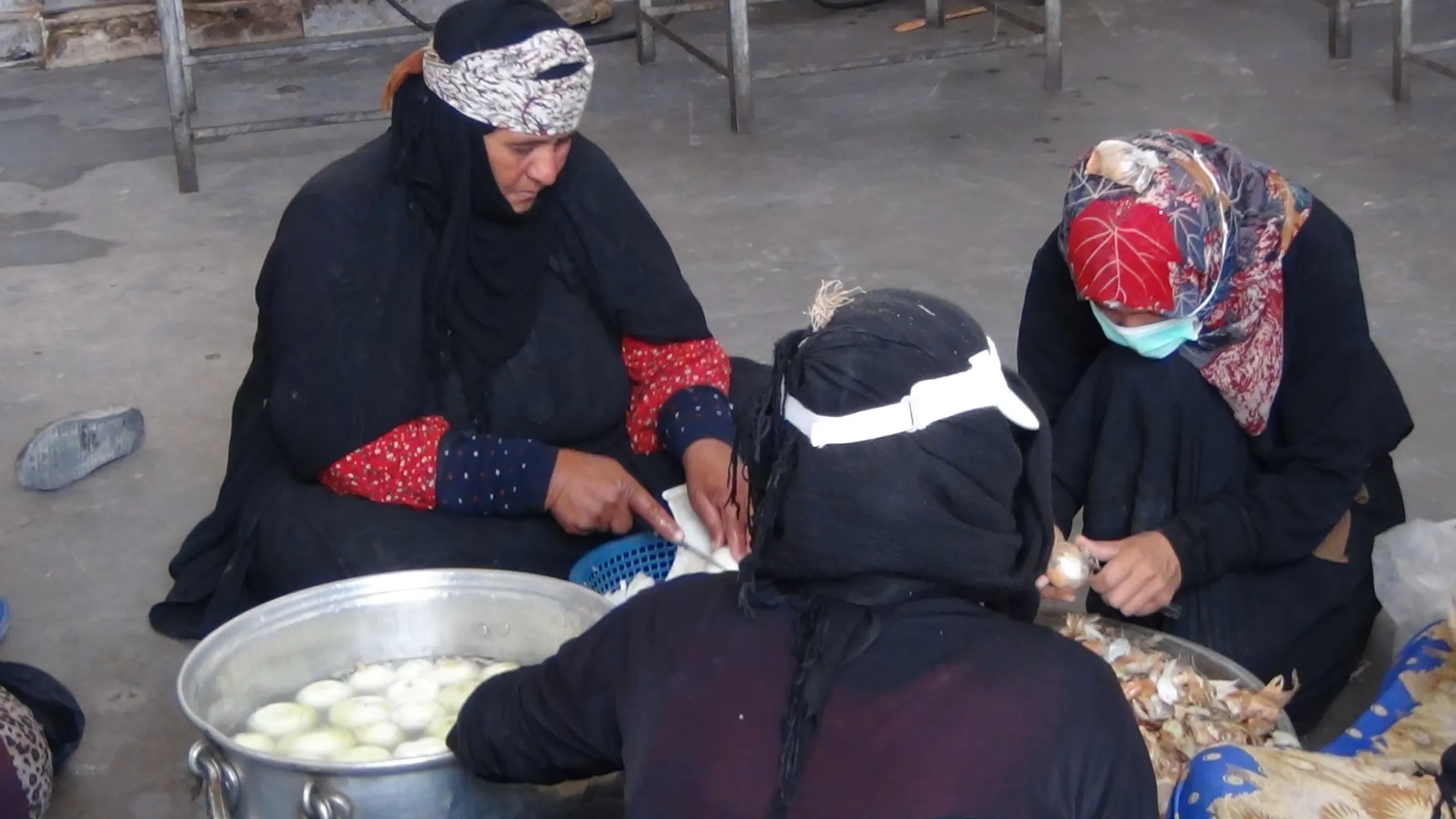 Ain Issa camp’s kitchen meets refugees’ needs amid poor possibilities