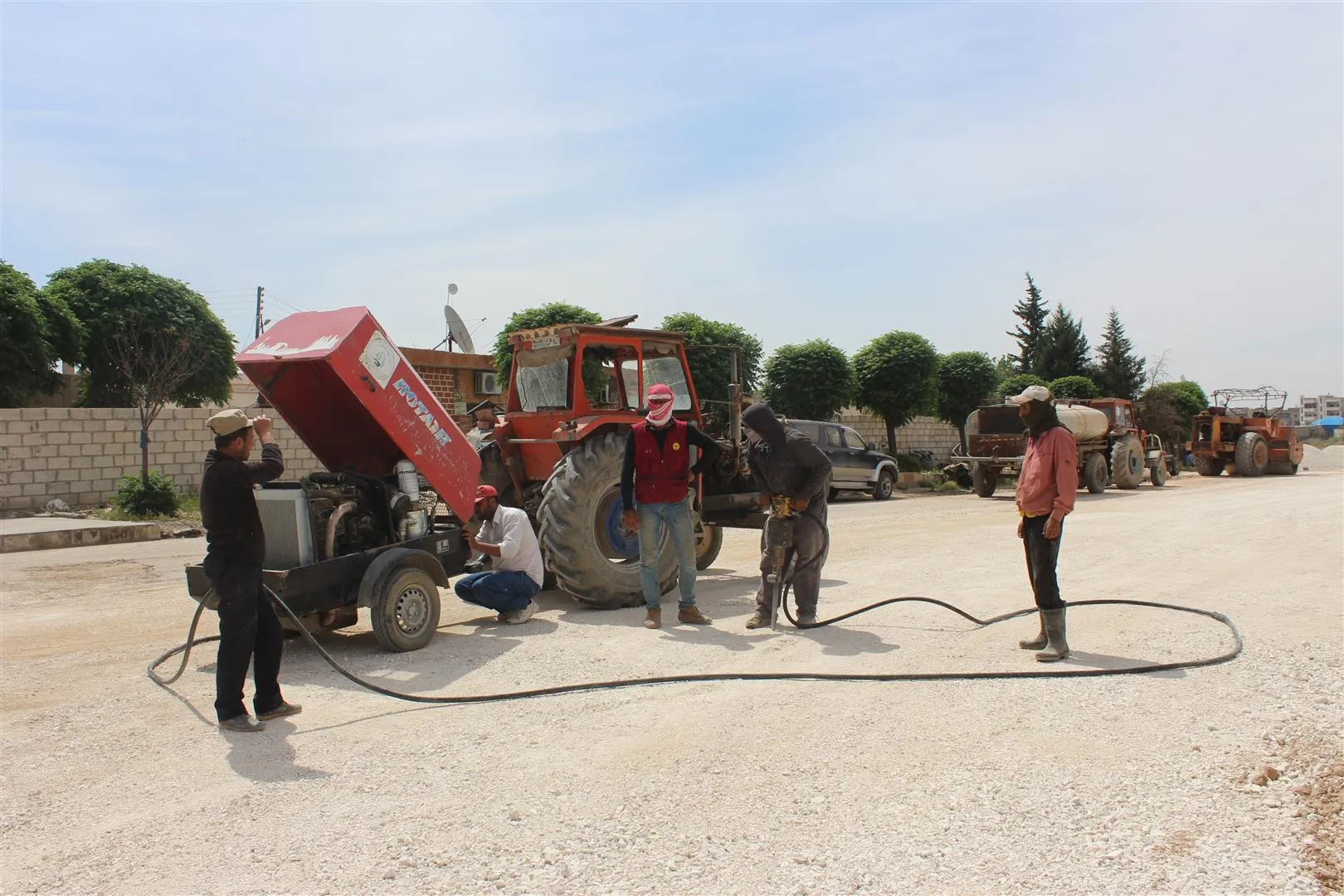 Expansion of main roads in al-Hasakah city