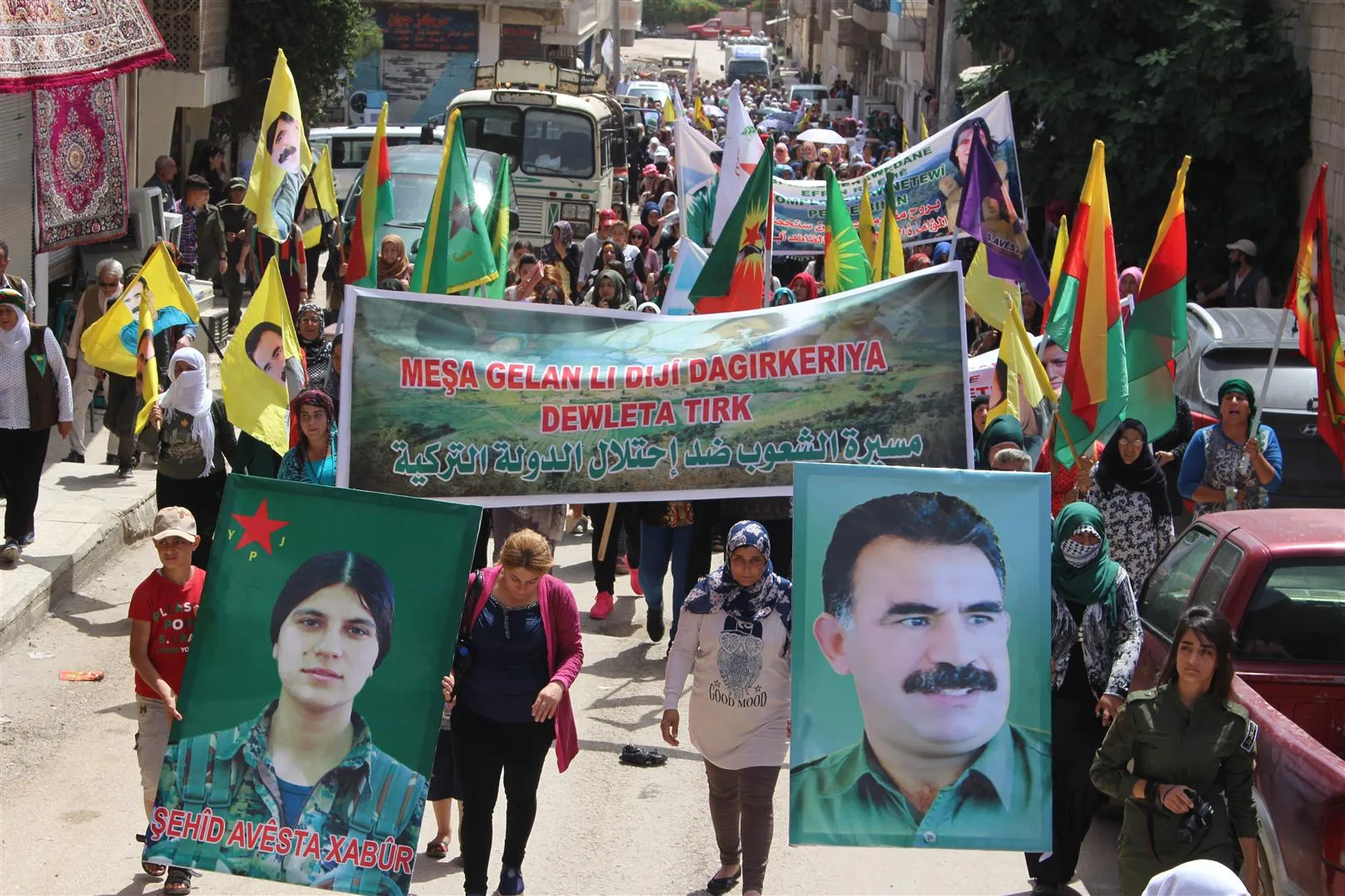 On International Day Against Turkish Invasion, thousands march in Derik