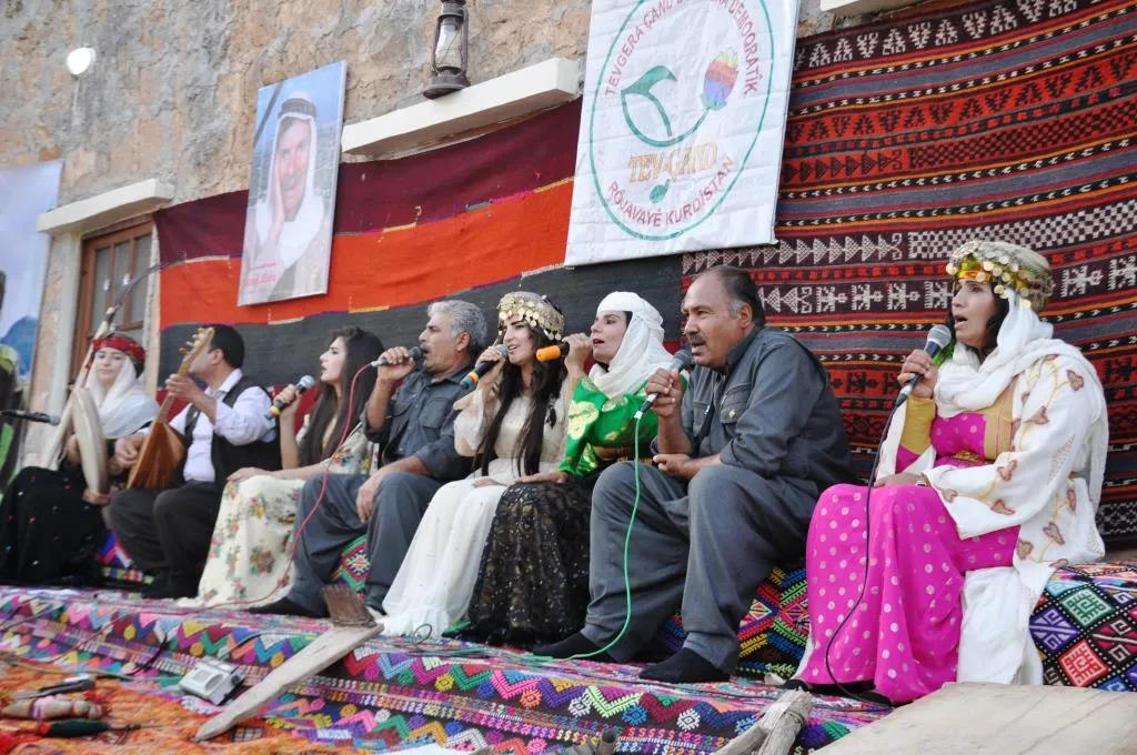 Musical eve  in Kobanî with participation of artist Zubair Saleh