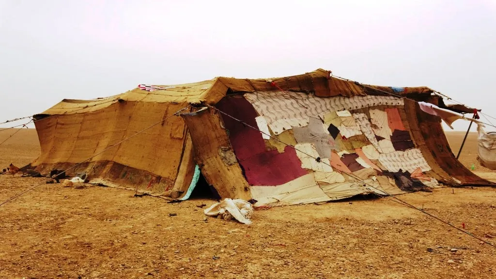 Refugges residing in empty desert ,Organizations  still stick to negligence