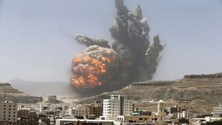 Mutual rocket artillery shelling between Yemeni , al-Houthi forces