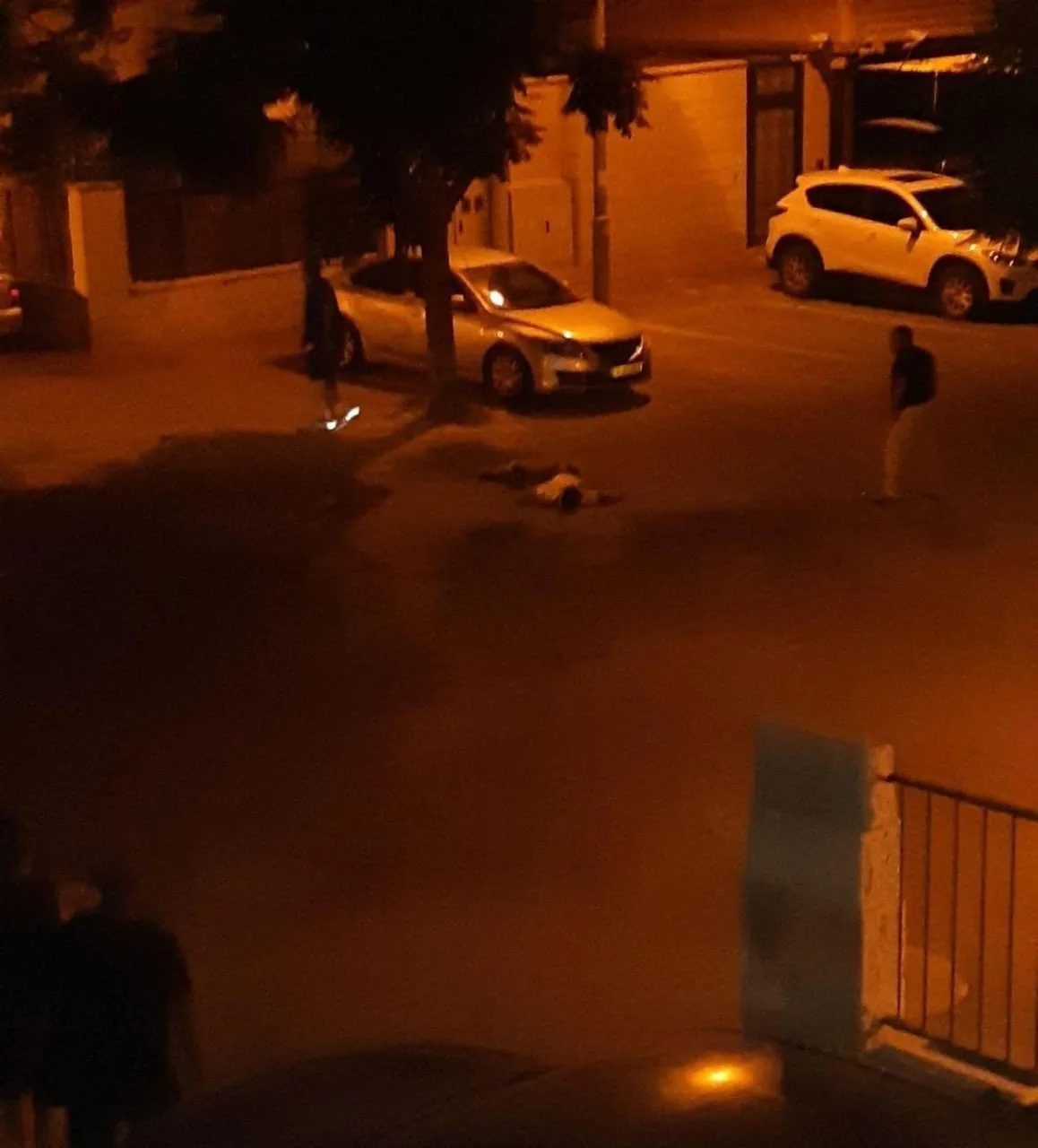 1 Israeli killed , 2 injured by stabbing, executer killed