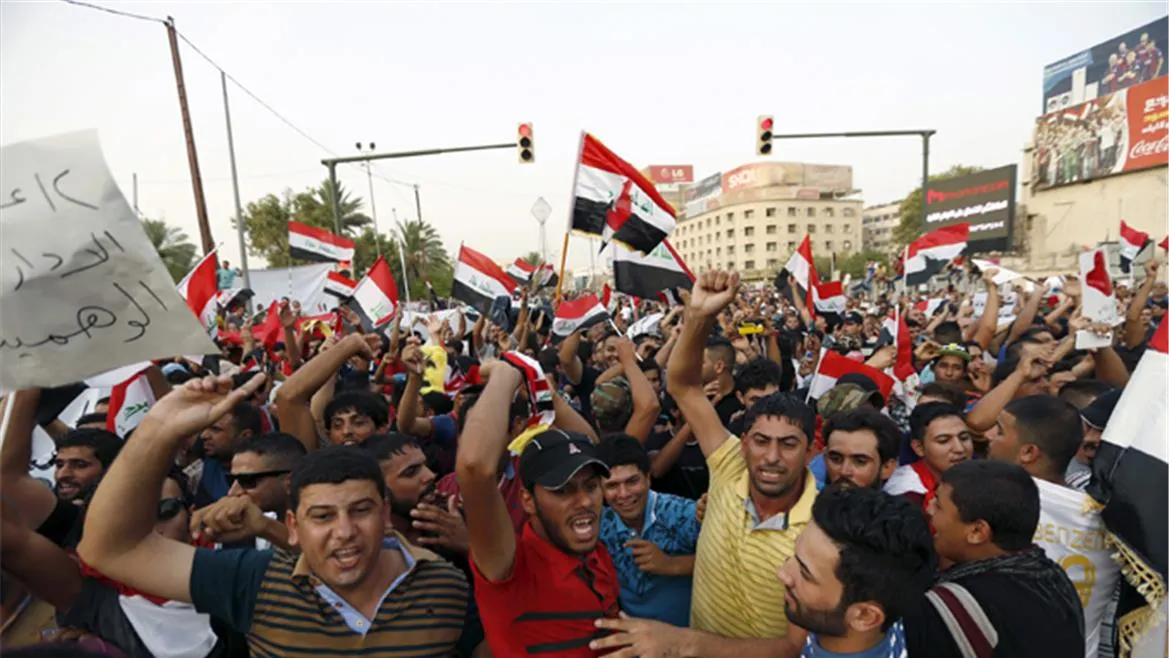 Violent protests in Iraqi streets