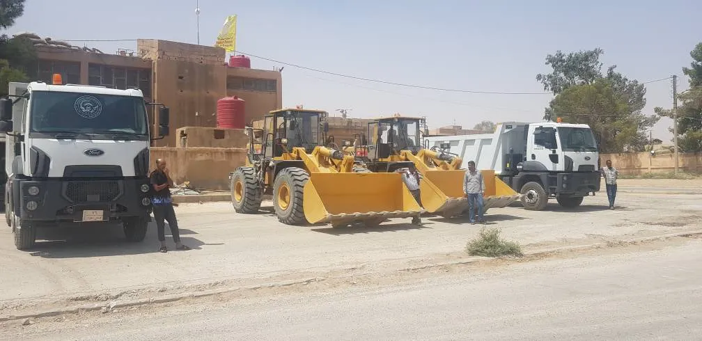 Markada town received machineries from al-Hasakah Council