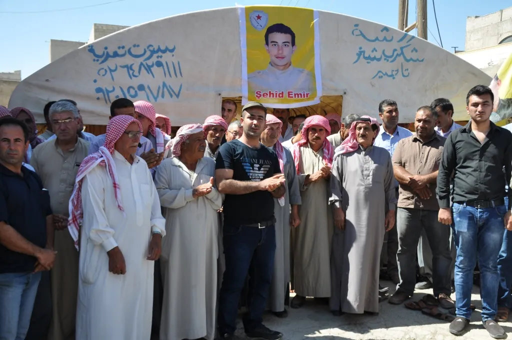 People of Kobanî offered condolences to families of martyr Amir Kobanî