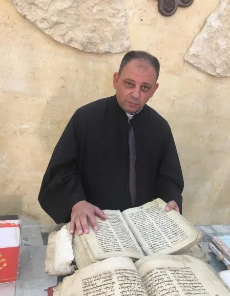 Moussalli family challenged IS, saved 2 ancient manuscripts