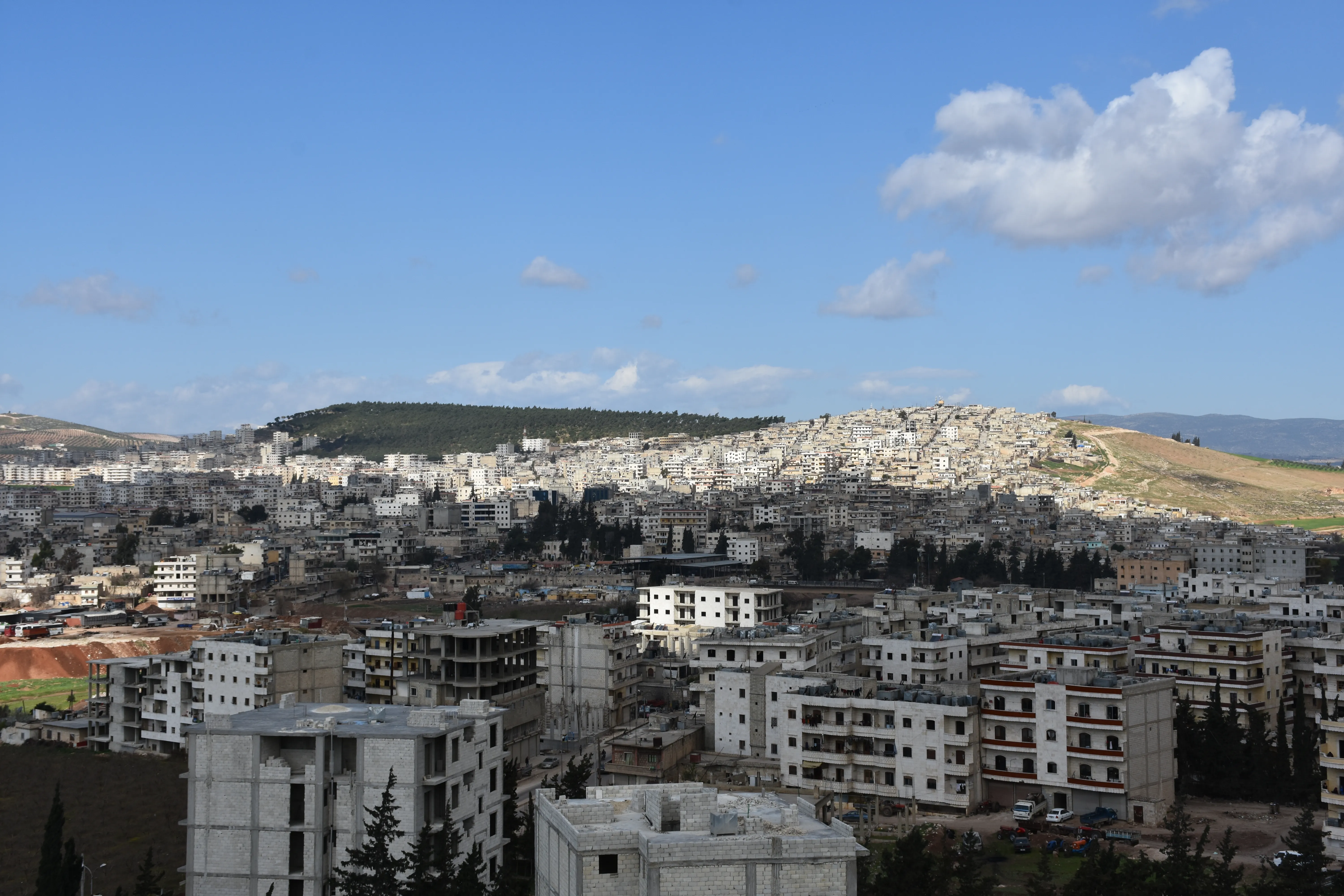 Turkish occupation, its gangs' violations burden Afrinis