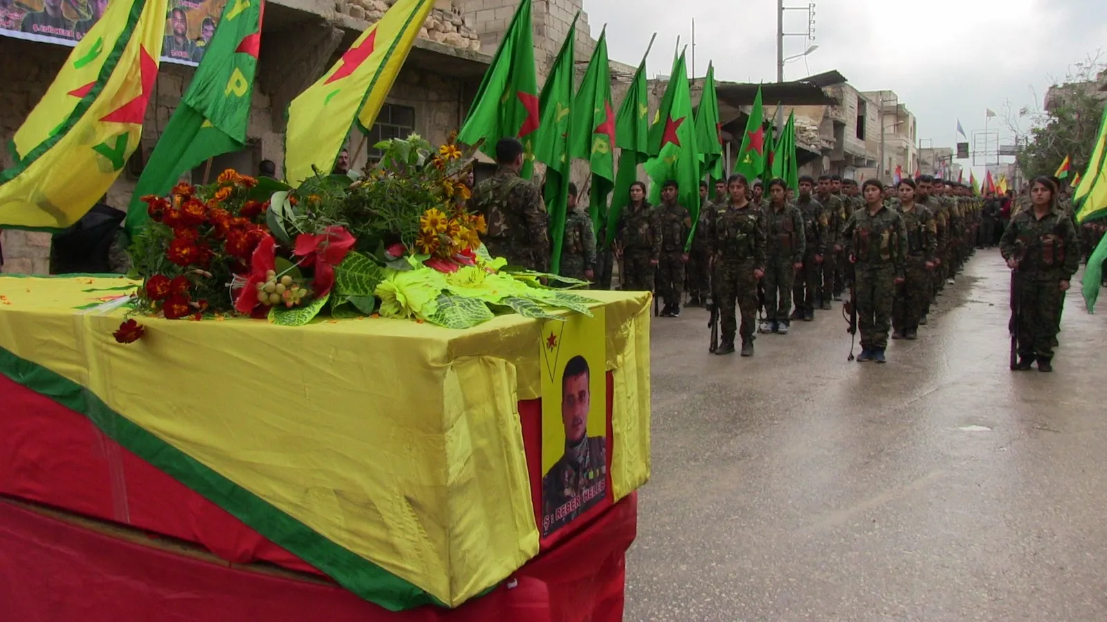Aleppo bids farewell martyr Rêber Heleb