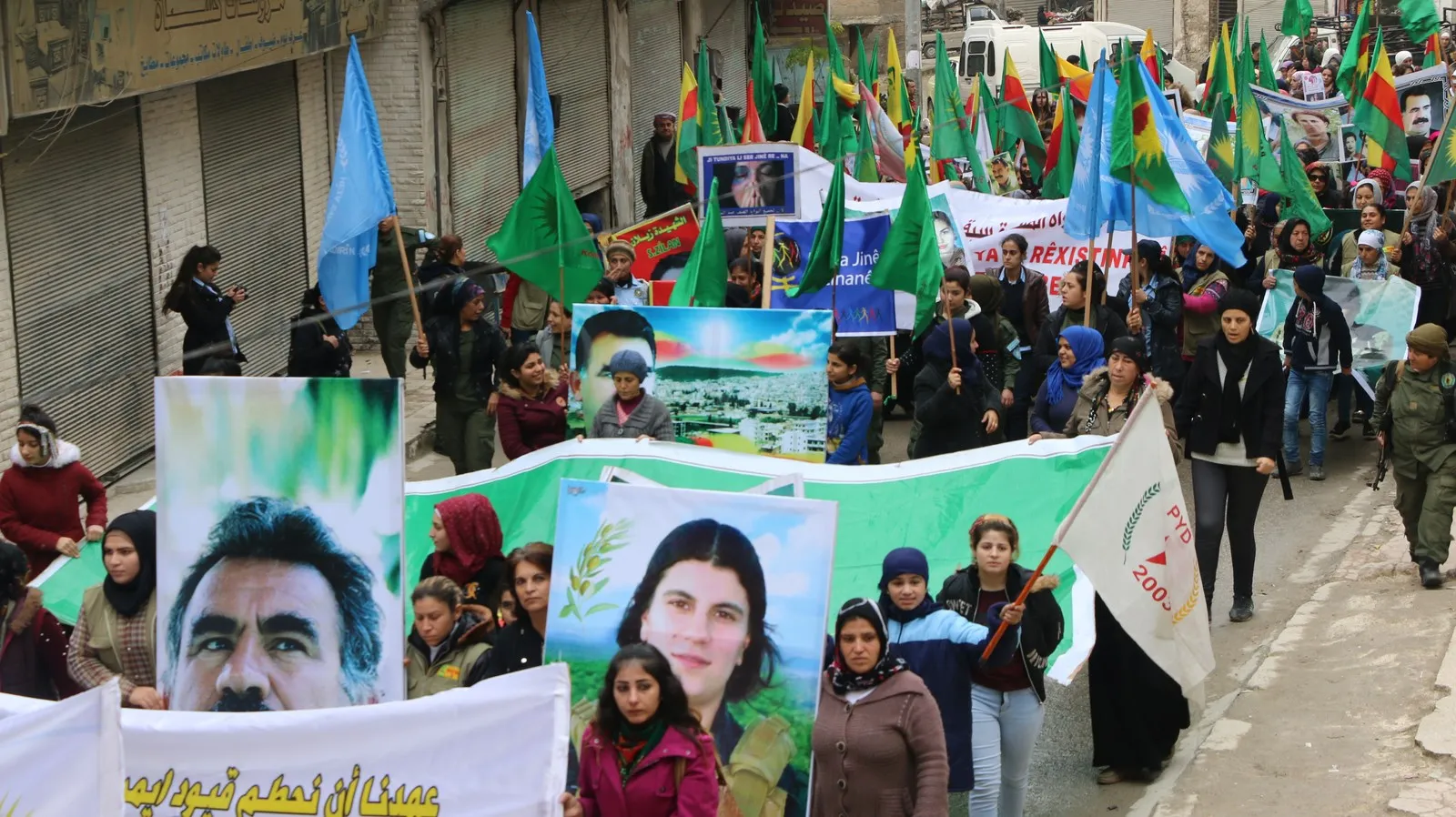 People of Sheikh Maqsoud "No For Violence Against Women, Freedom For Leader Ocalan"