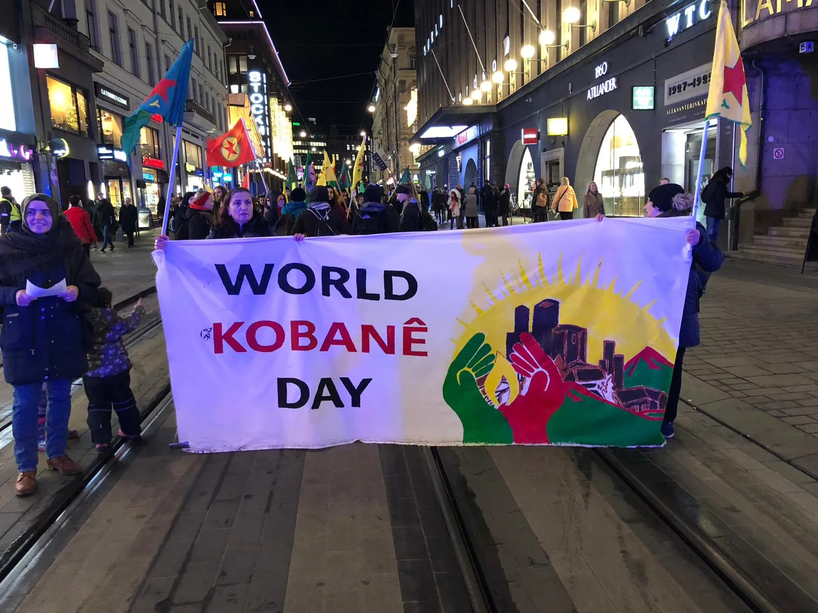 Demo in Finland  to denounce Turkish attacks , in support of World Day of Solidarity with Kobanî