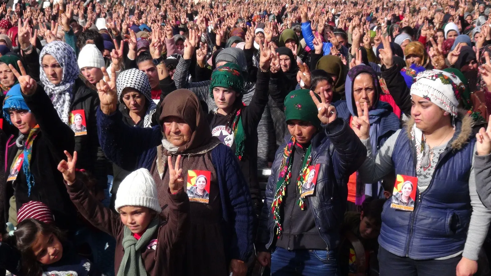 Afrin, al-Shahba people expressed condolences to struggler Avista Qehrman's families