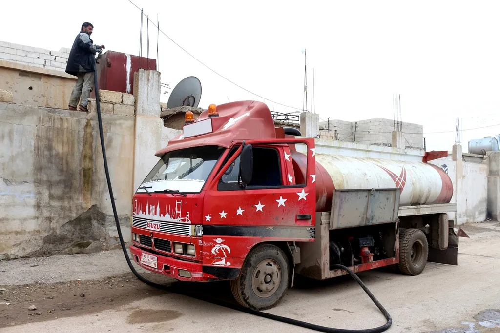 More than 3 million liters of fuel distributed in al-Tabqa