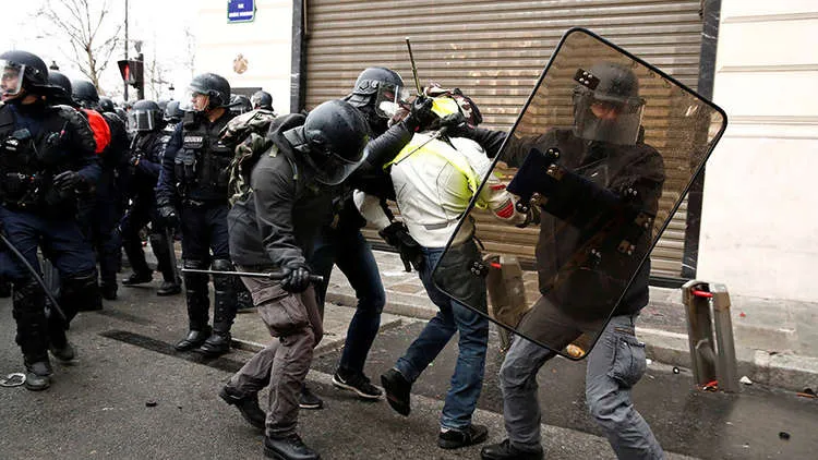 At least 1,726 persons detained in France