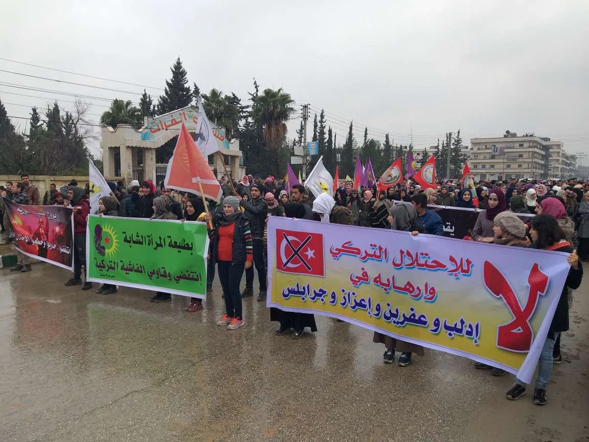 Demonstration in Manbij rejects Turkish threats