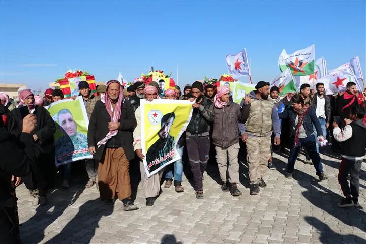 Al-Shadadi people bid farewell martyrs of Battle to defeat terrorism