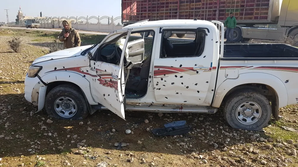 Mine explosion on Martyrs' Shrine road in Manbij