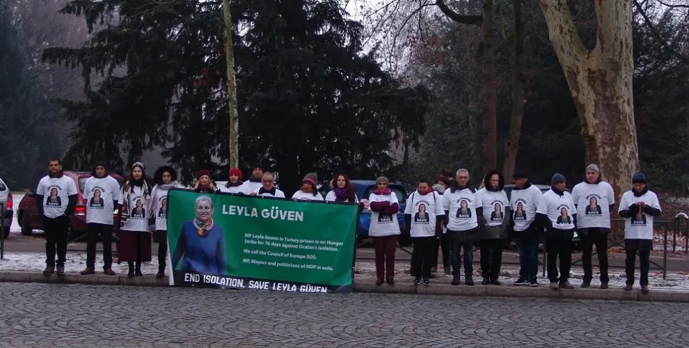 Sit-in of MPs in front of European Council in solidarity with Leyla Guven