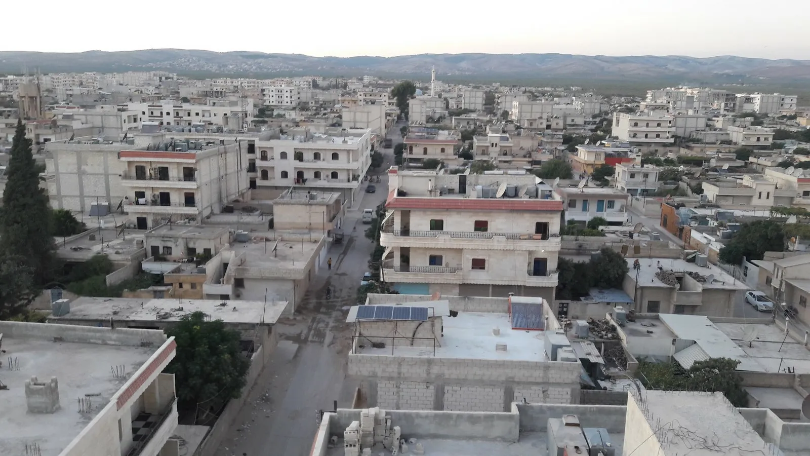 Al-Nusra targeting al-Zenki's sites in Afrin, civilians wounded