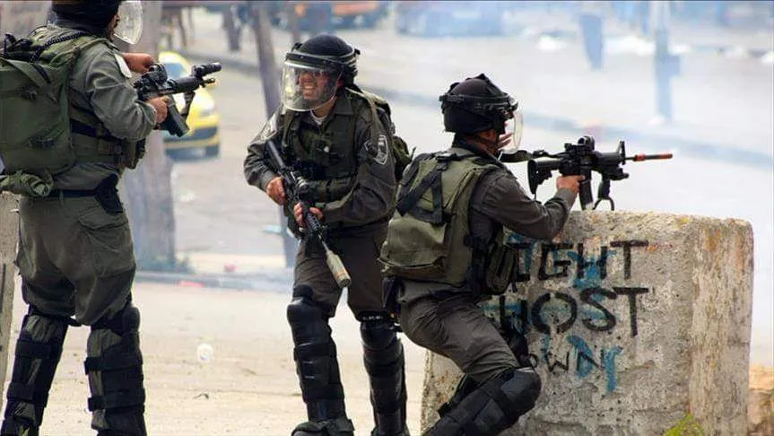 Israeli army arrests 15 Palestinians ,injures others in West Bank