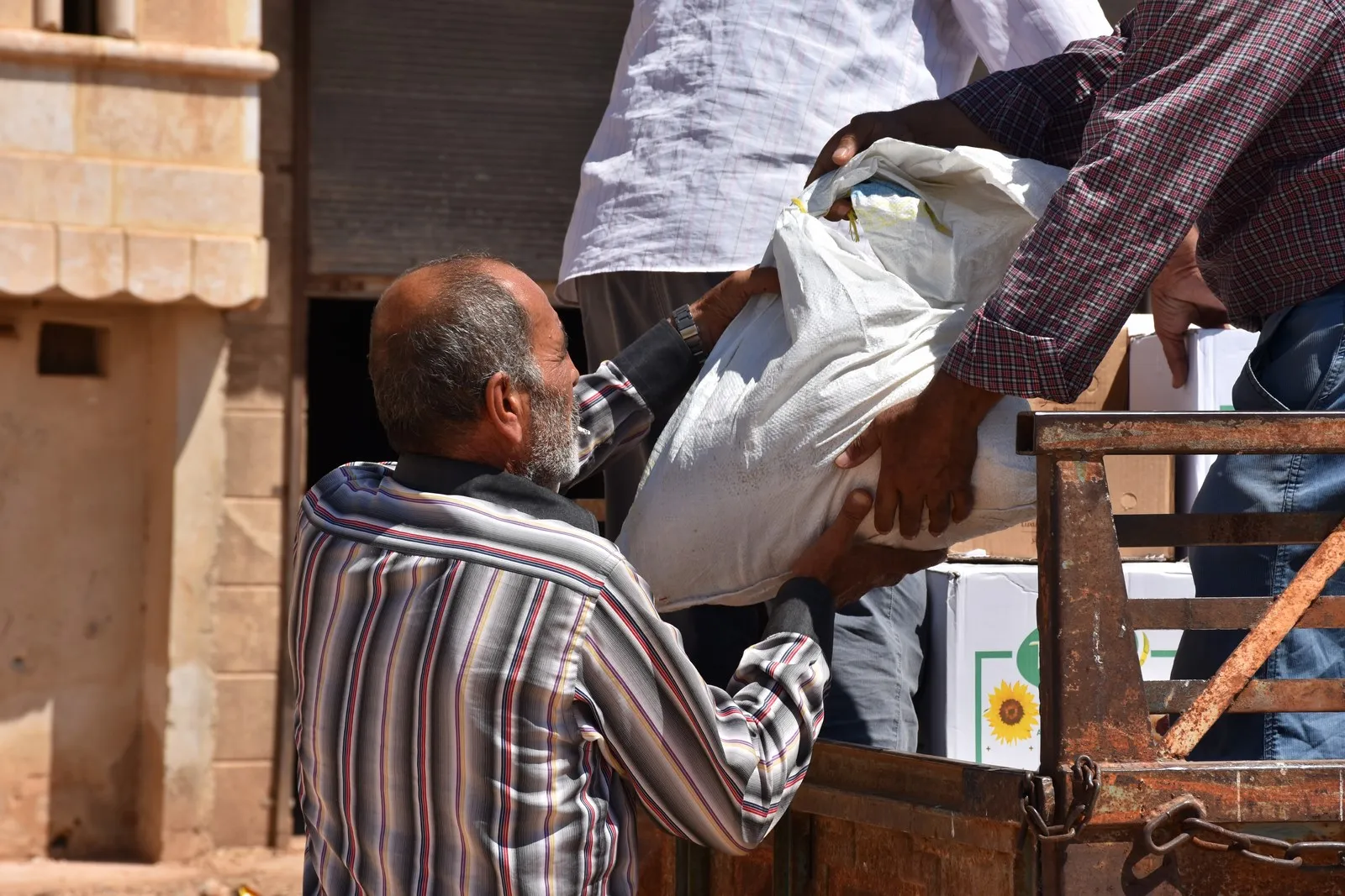 AL-Shahba Council distributes assistances to needy