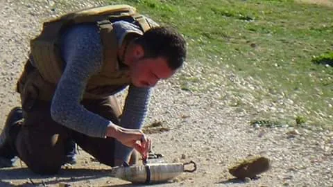 Dismantling of mine on al-Hasakah- al-Shaddadi road