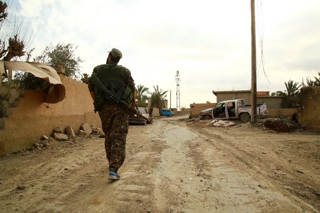 Northern region of al-Baguoz liberated, a weapons depot found