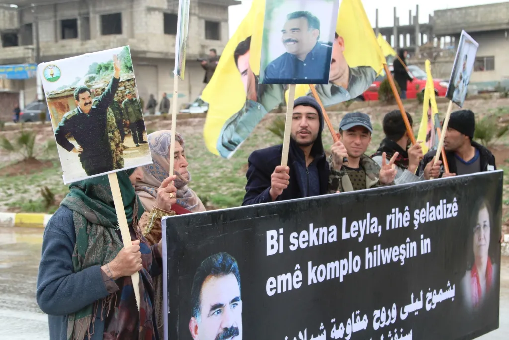 Tens of thousands take to Kobanî streets condemning "the Black Day"