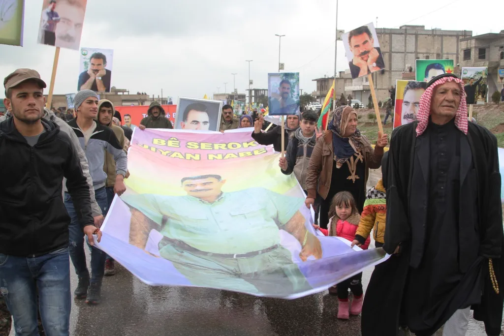 Tens of thousands take to Kobanî streets condemning "the Black Day"