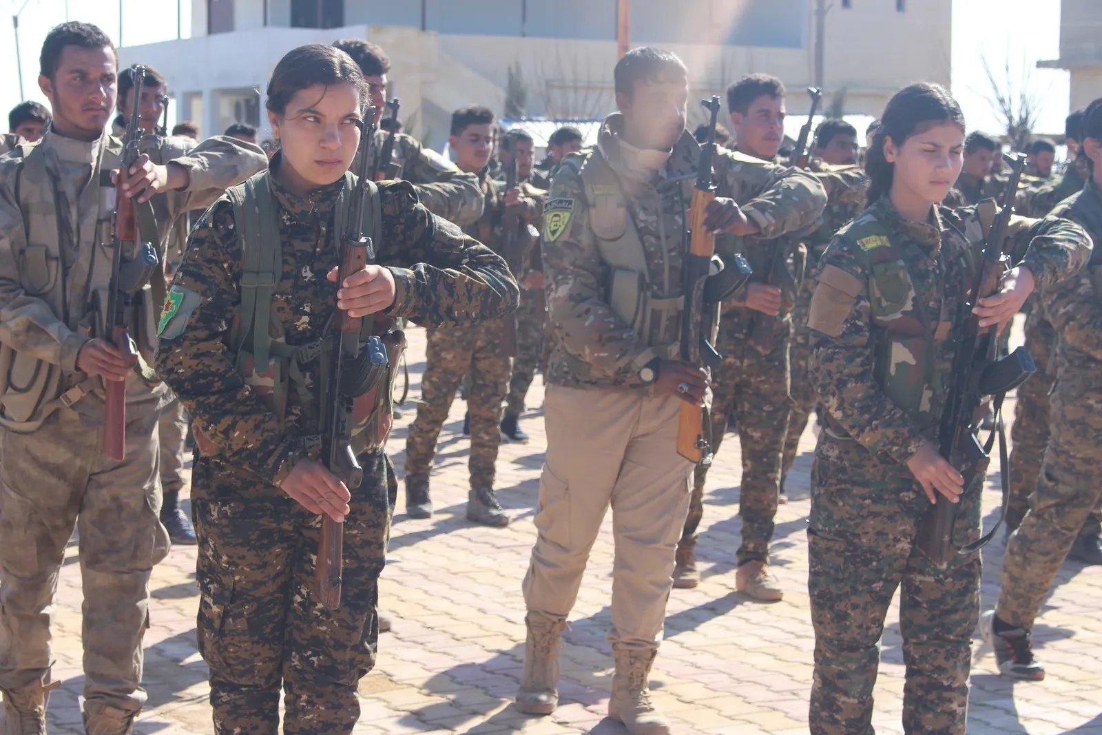 Commander during funeral ceremony: we to announce defeat of IS mercenaries soon